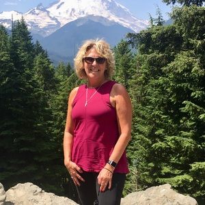 Meet your Posher, Julie ann